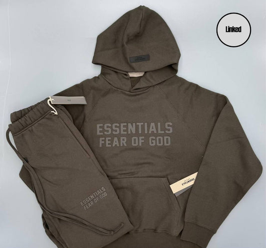 FEAR OF GOD / ESSENTIALS SS23 OFF BLACK TRACKSUIT