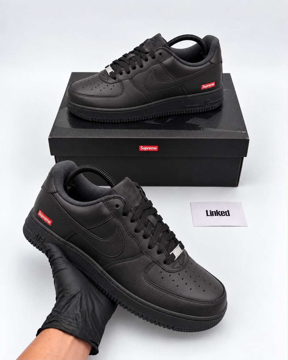 Nike Air Force 1 Black/Supreme
